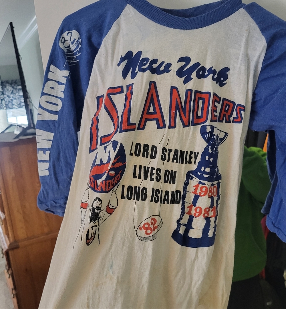 Vintage 1982 New York Islanders Stanley Cup Champions 3/4 Shirt